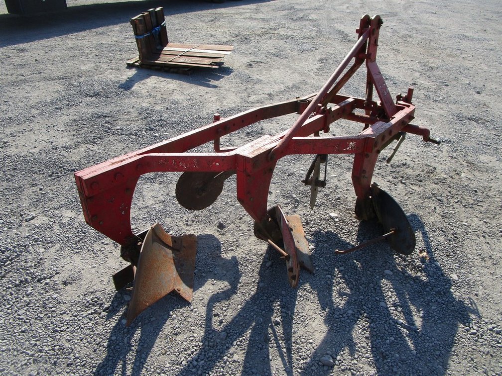 Image for Powell Farms Online Only Farm & Industrial Equipment Auction