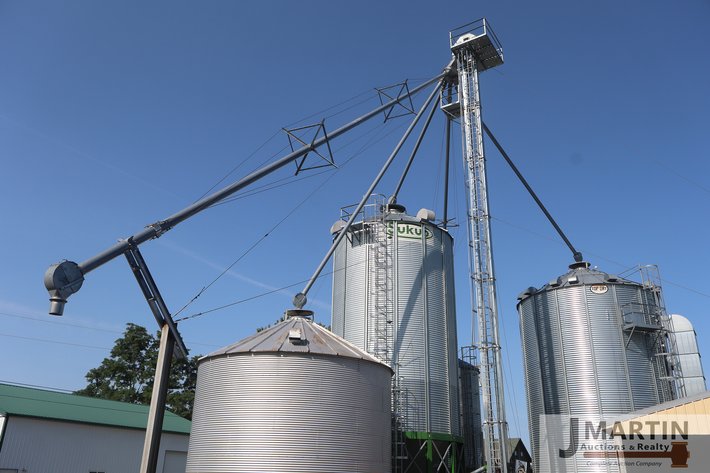 Image for Pete Burn’s Farm Grain System and Farm Machinery Online Auction
