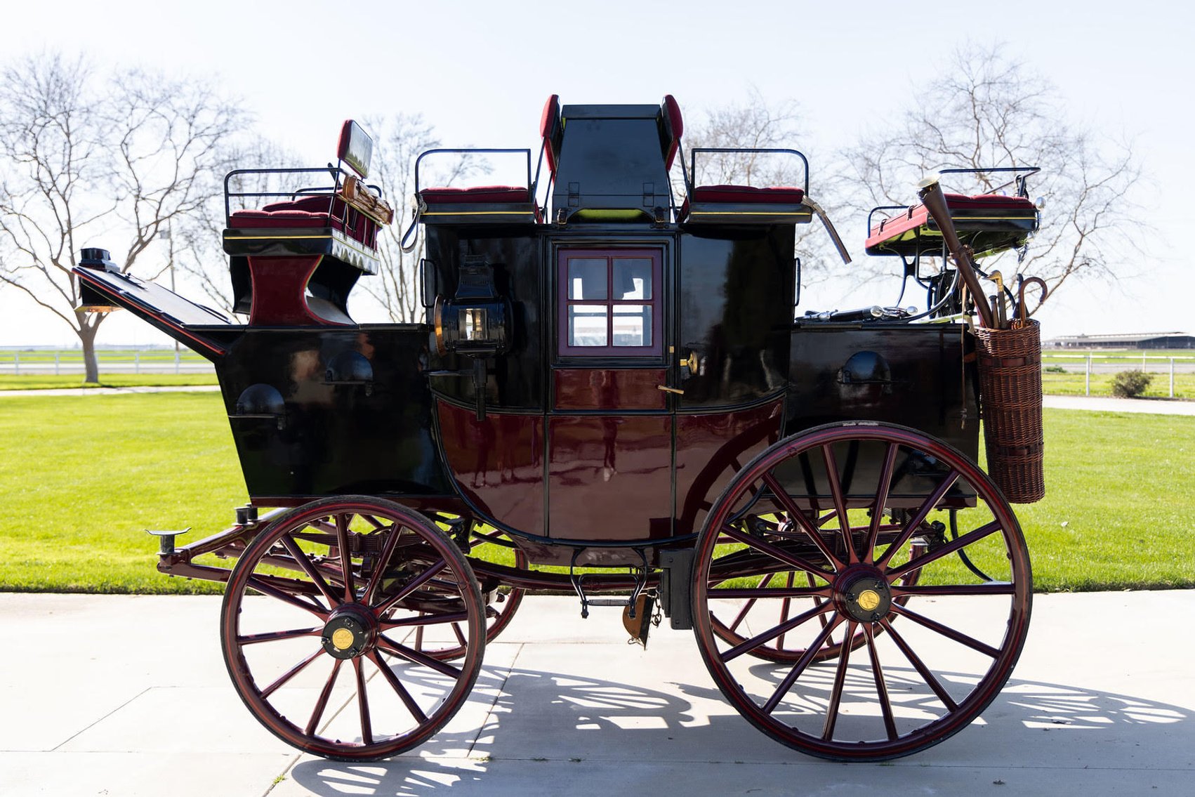 Image for Fred DeBoer Royal Friesians Estate Carriage Collection-November 16th 2024