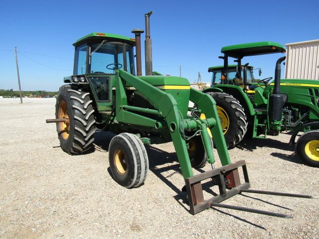 Image for FARM MACHINERY AUCTION-TRUCK 1