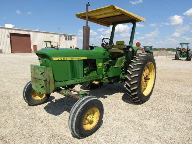 Image for FARM MACHINERY AUCTION-TRUCK 1