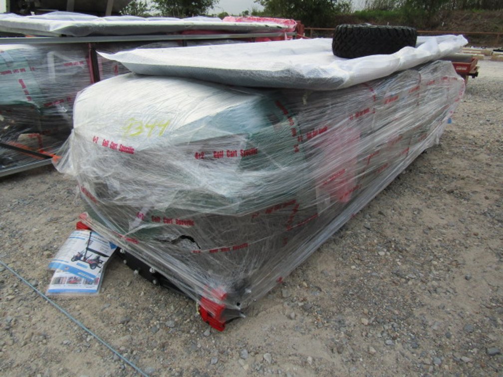 Image for FARM MACHINERY AUCTION-TRUCK 2