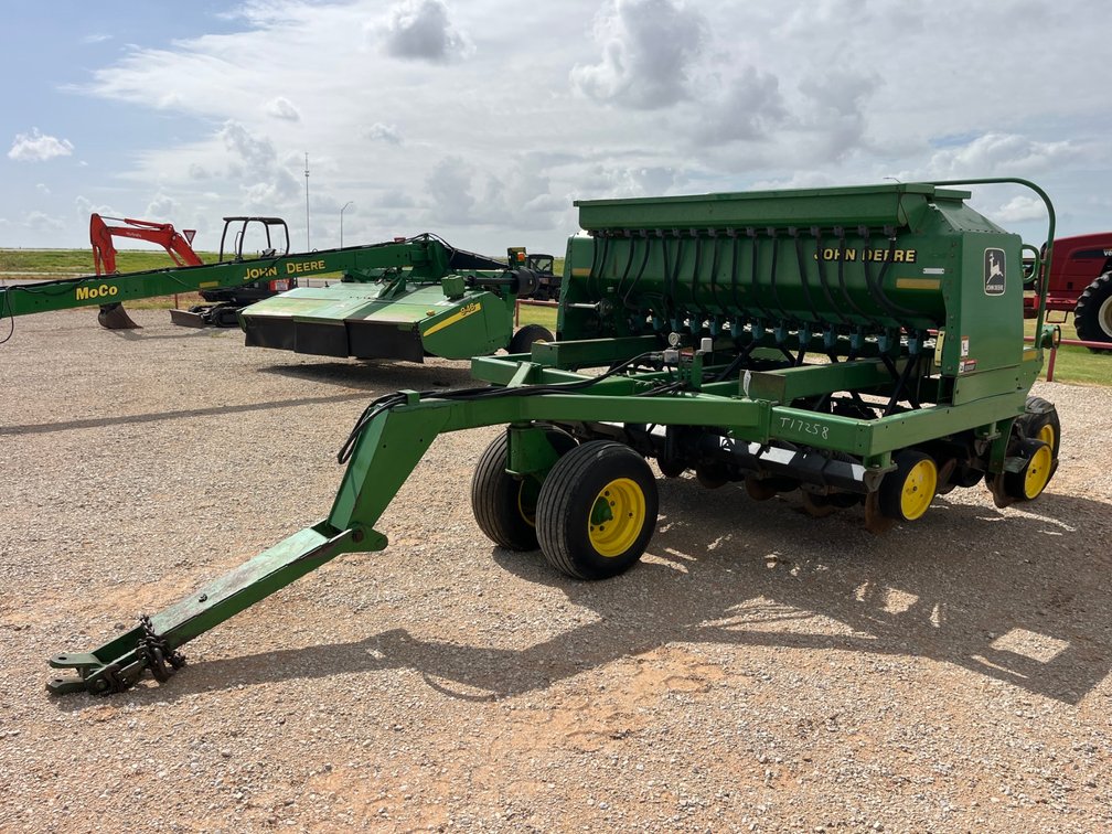 1998 John Deere 1560 NT Drill
