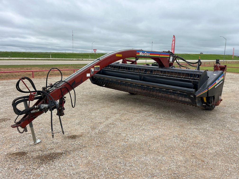 2001 Macdon 5010 Haybine