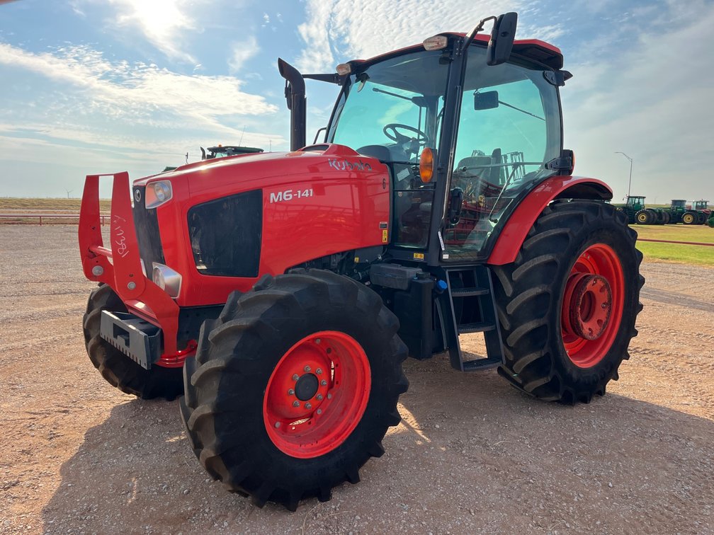 2022 Kubota M6-141 Tractor
