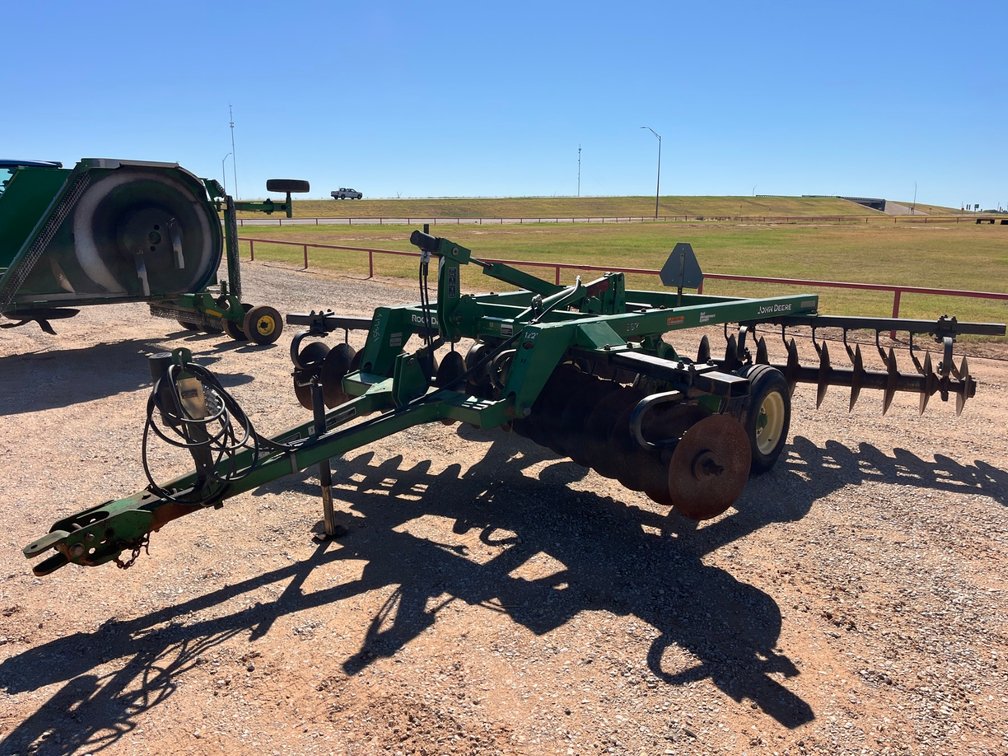 2002 John Deere 637 Disk