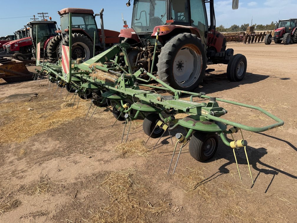 2016 Krone KW7.92 Tedder