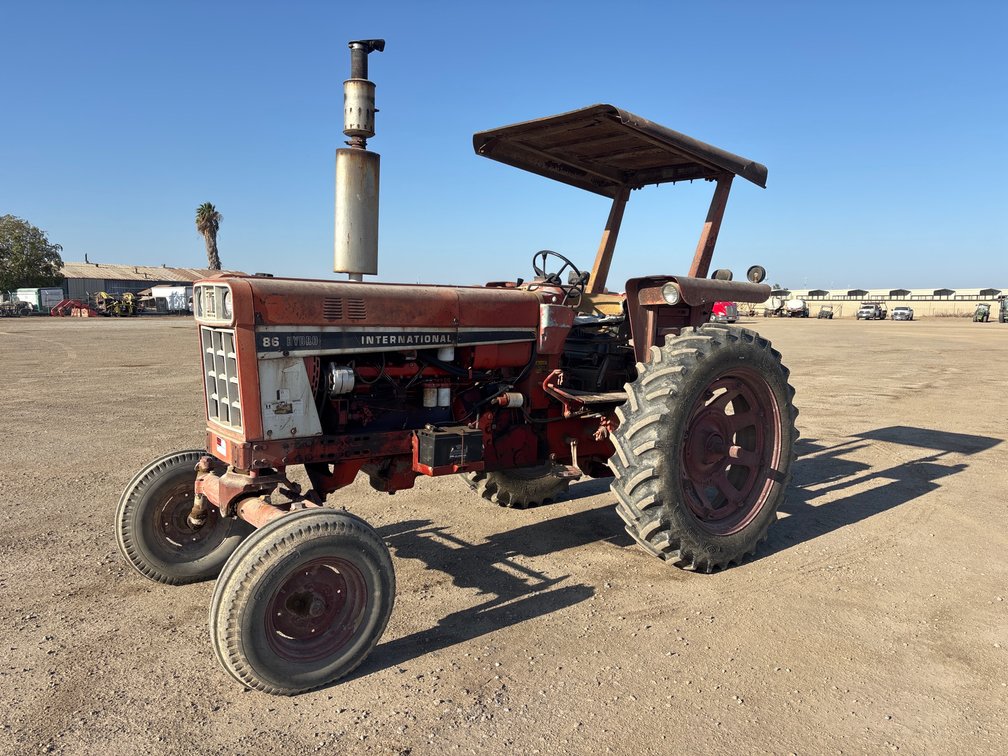 International 86 Hyrdo Tractor