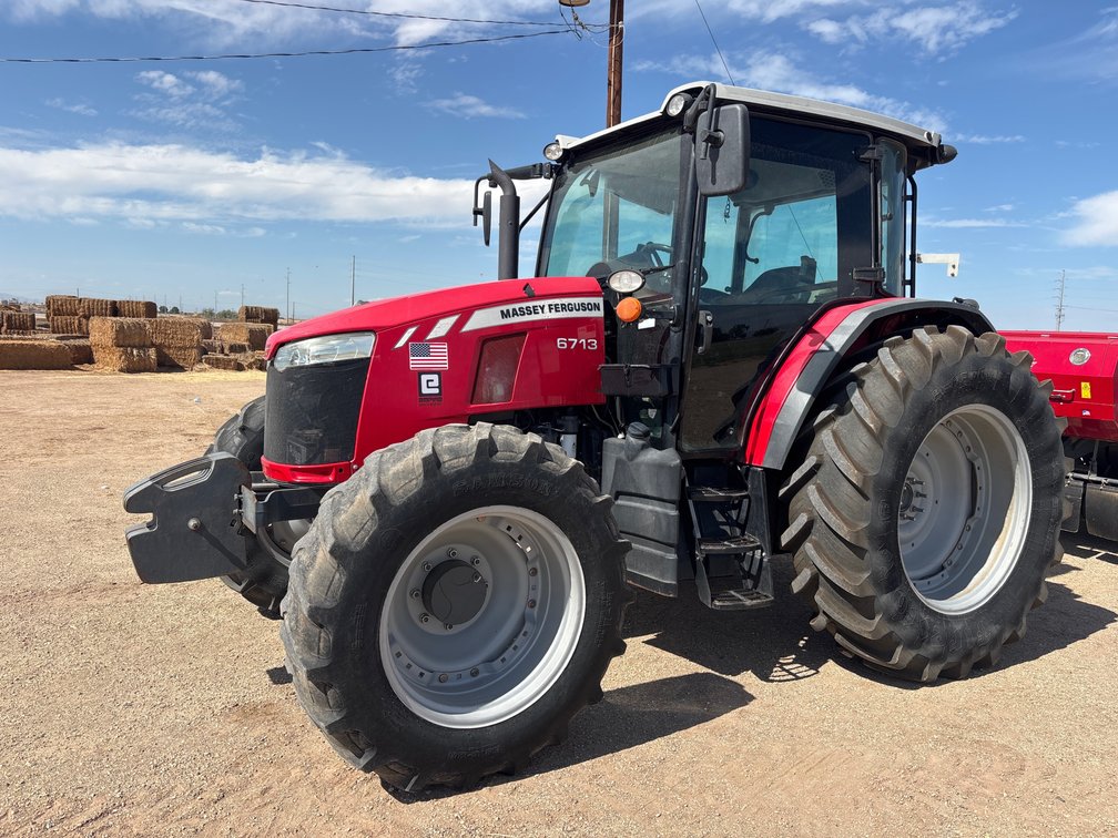2019 Massey Ferguson 6713 4Wd Wheel Tractor
