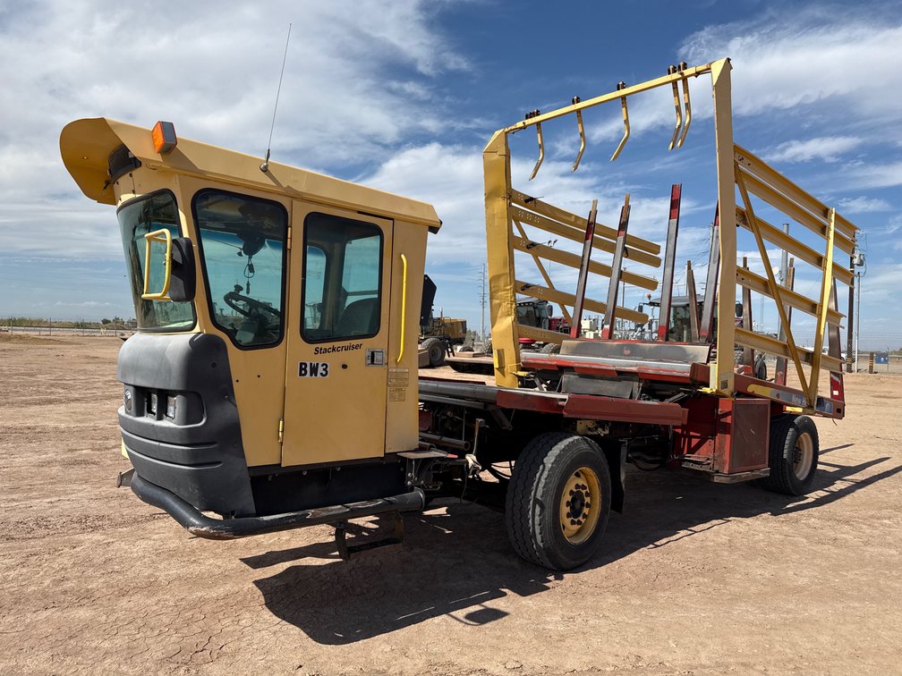 2008 New Holland 9880C Stack Cruiser Bale Wagon