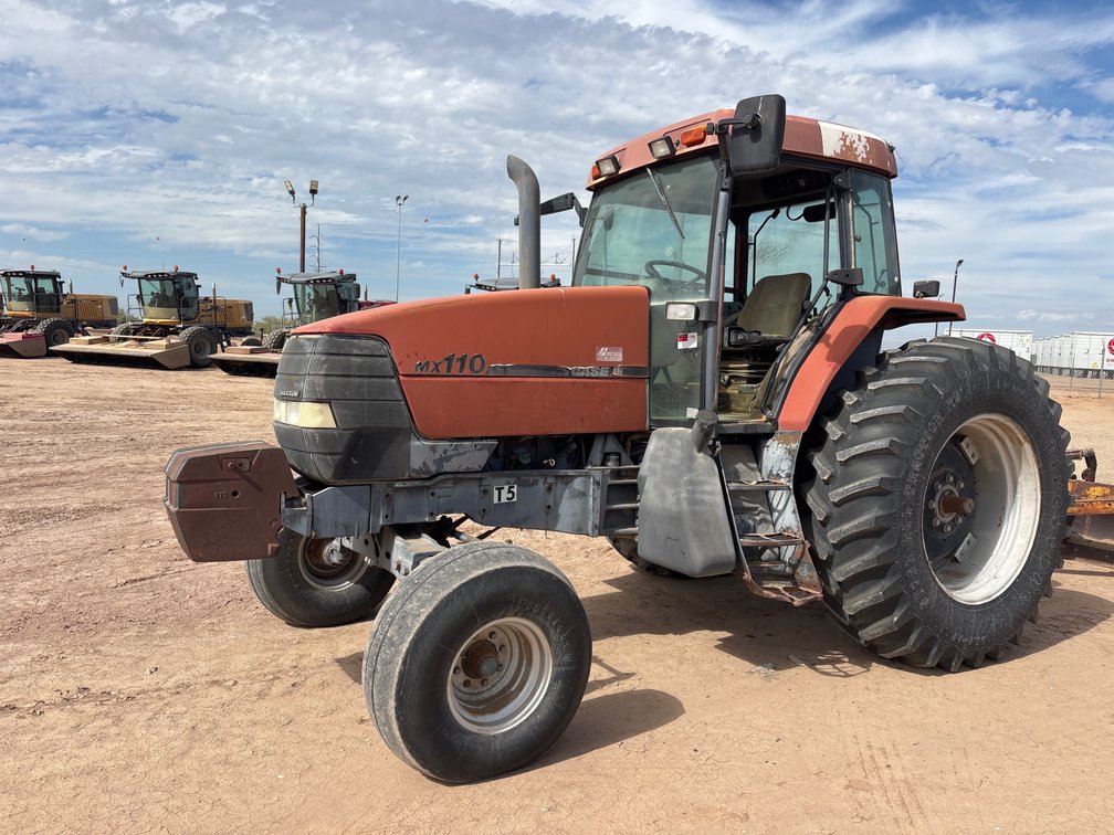 Case IH MX110 2WD Wheel Tractor