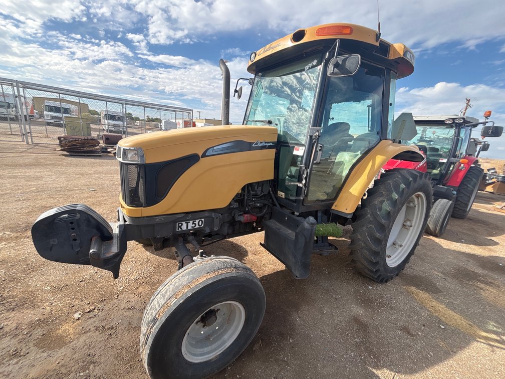 (Inoperable) 2012 Challenger MT445B 2WD Wheel Tractor
