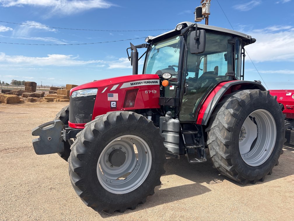 2020 Massey Ferguson 6713 4Wd Wheel Tractor