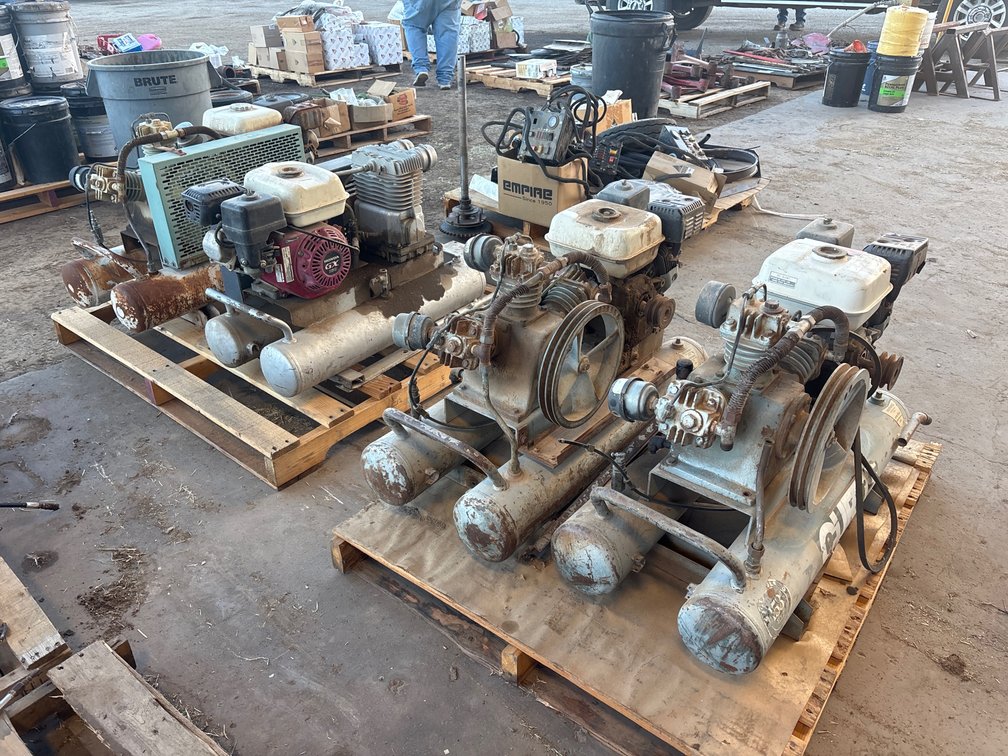 Qty of 4 Air Compressors