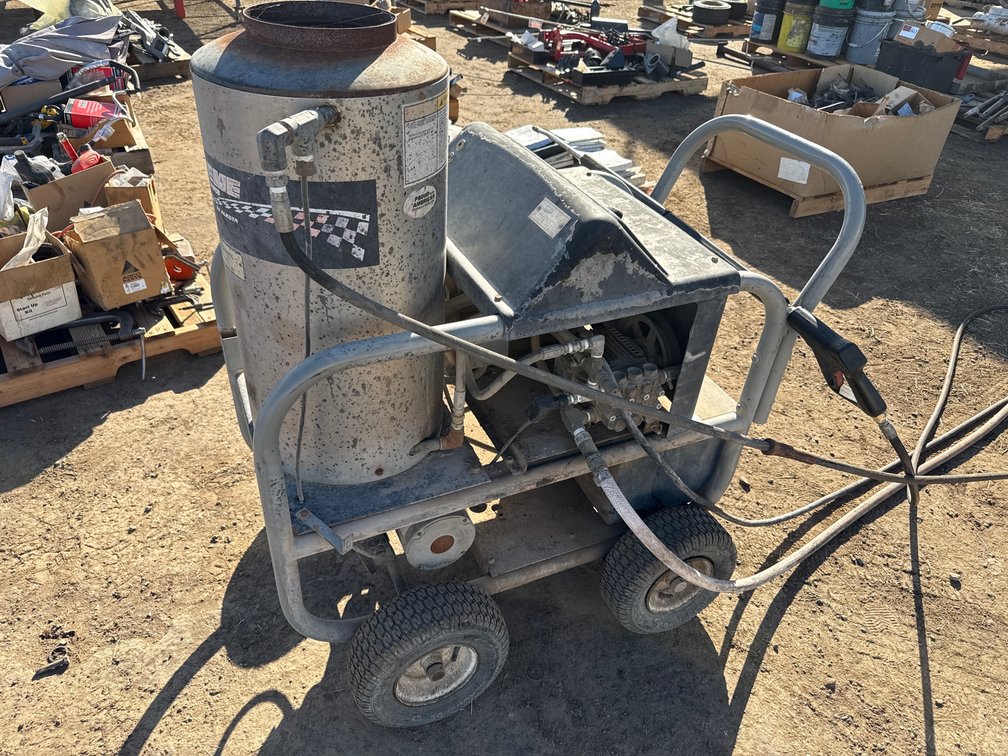 Alkota 425X4X Pressure Washer