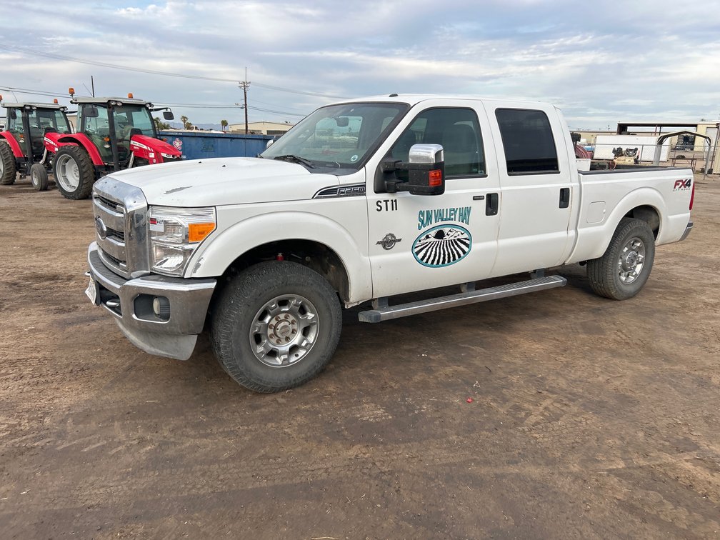2014 Ford F250 Super Duty Crew Cab Pickup