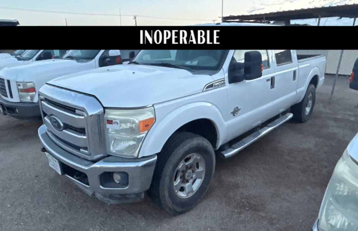 (INOPERABLE) 2014 Ford F250 4x4 Crew Cab Pickup