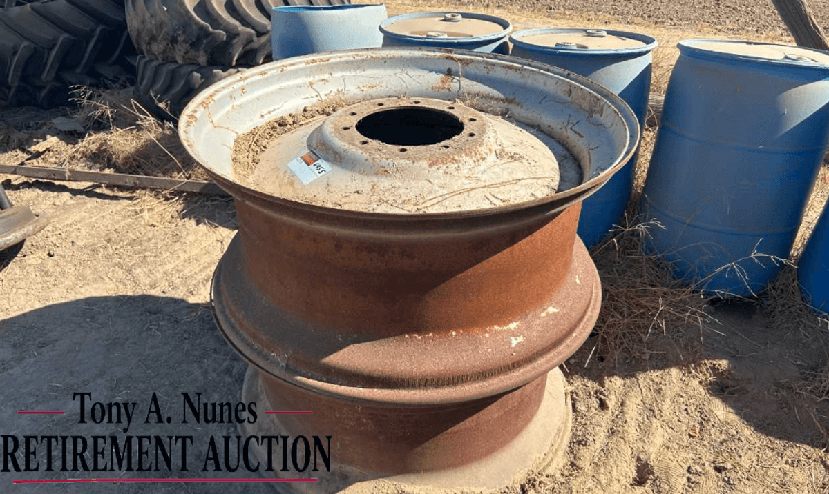 Set of Case IH 18in x 42in Tractor Rims