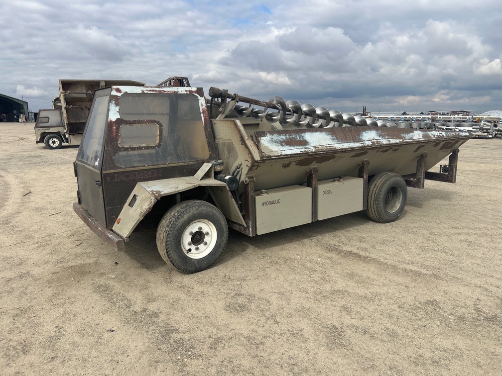 2015 Jackrabbit JR400-180 Shuttle Truck