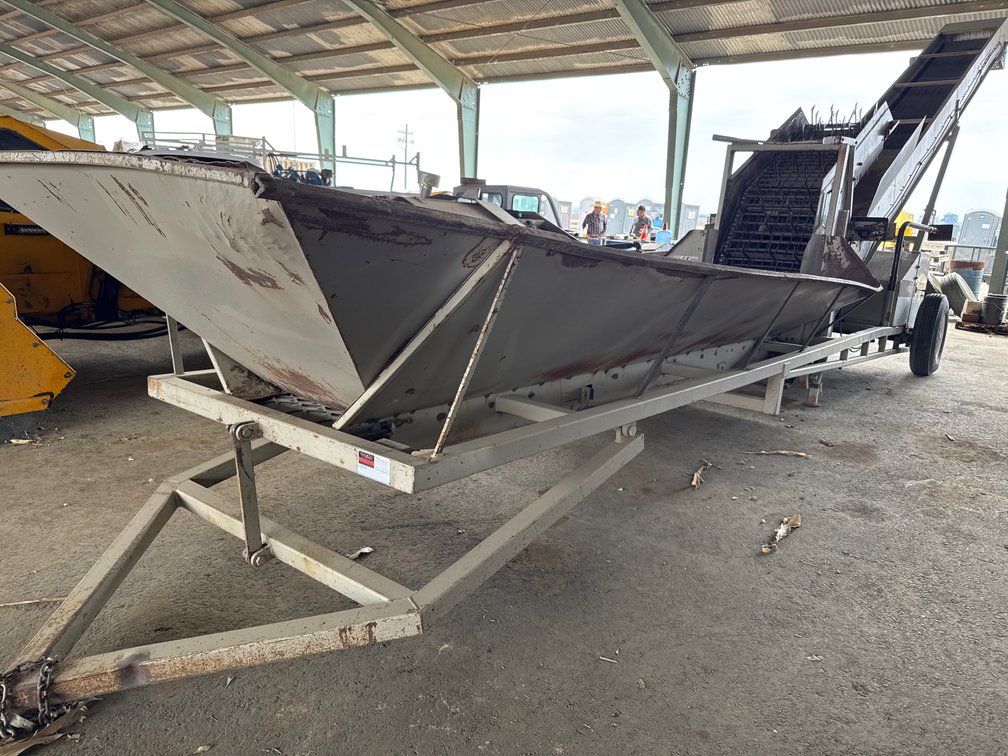 2007 Jackrabbit 20/30 Nut Elevator