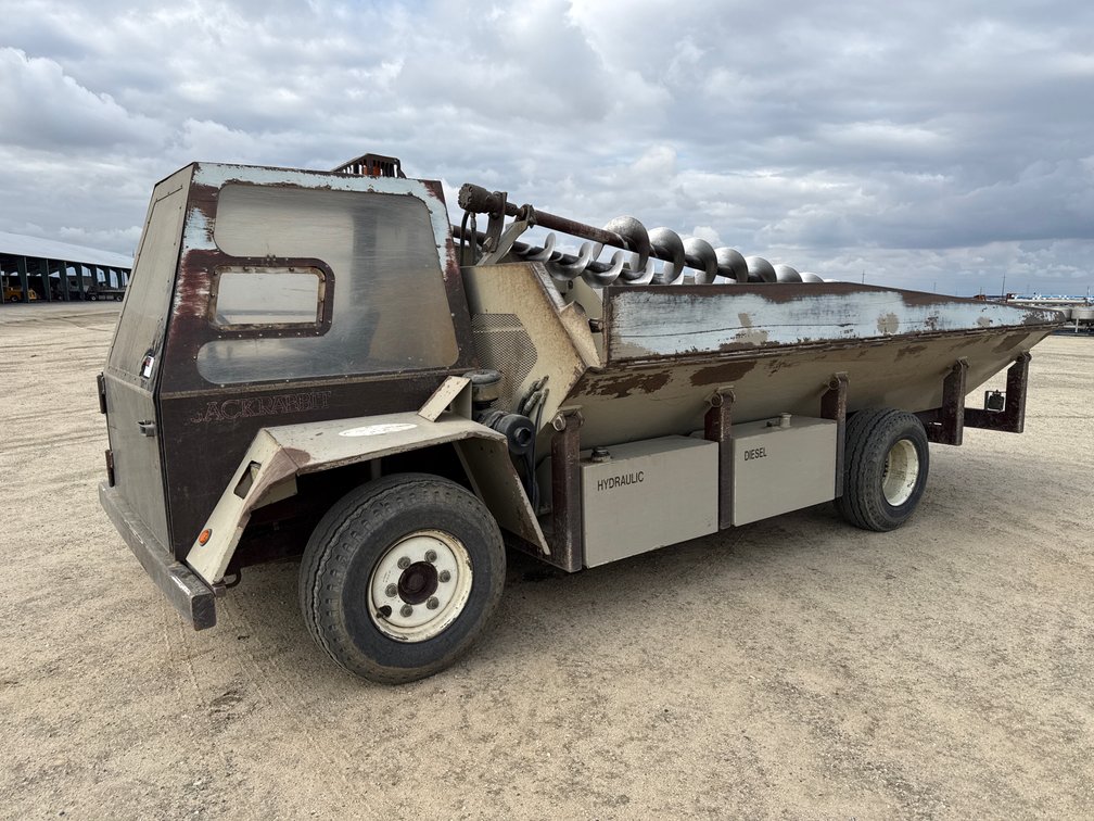 2015 Jackrabbit JR400-180 Shuttle Truck