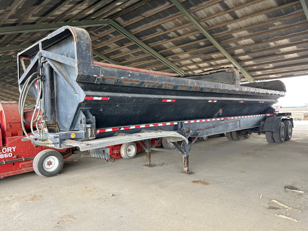1999 Circle R 40Ft T/A Side Dump Trailer