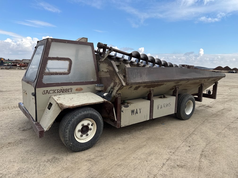 2010 Jackrabbit JR400 Shuttle Truck