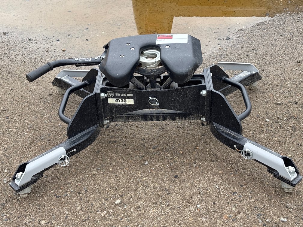 Mopar Direct-Mount Fifth-Wheel Trailer Hitch