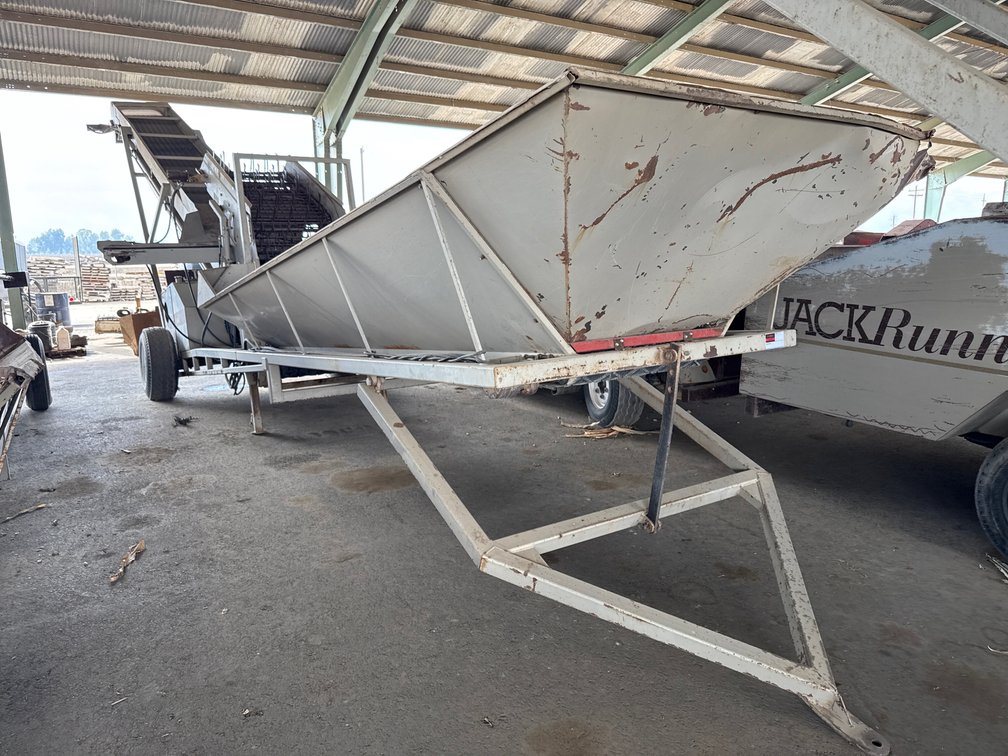 2011 Jackrabbit 30/36 Nut Elevator