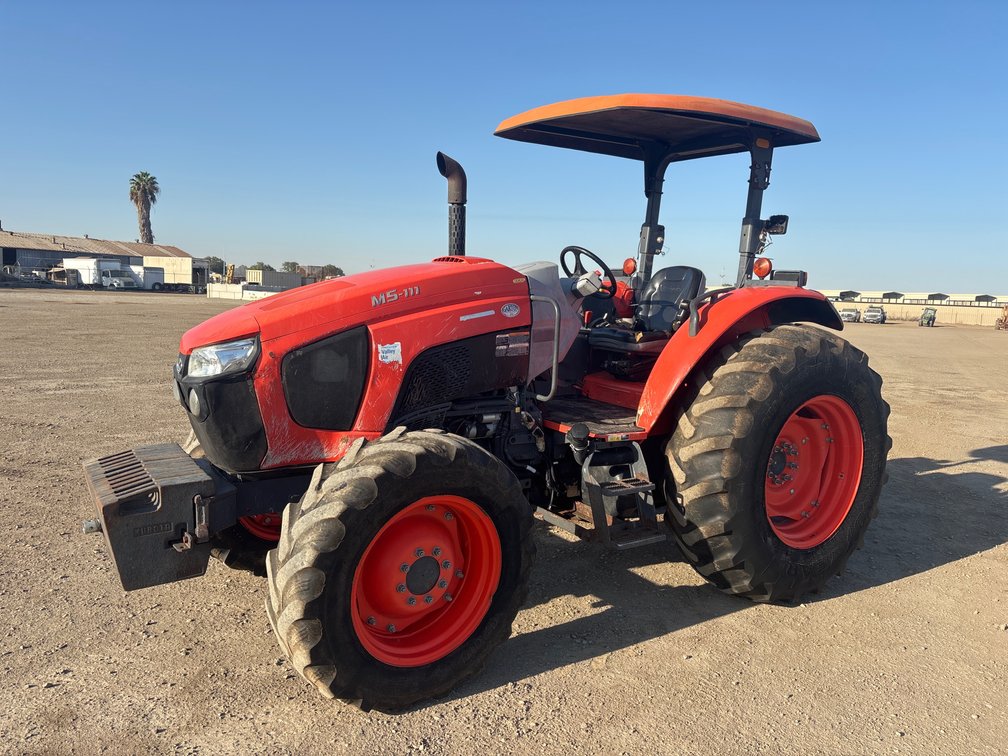 2018 Kubota Tractor M5-111 Tractor