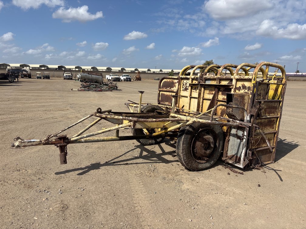 Portable Hoof Trimming Chute