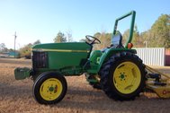 006 - John Deere 790
