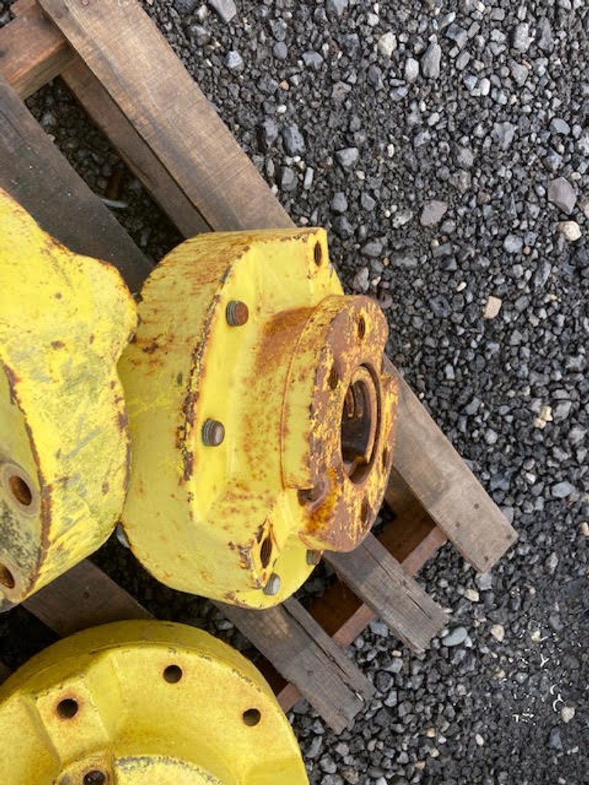 Image for July 20th Auction - Truck 1 .